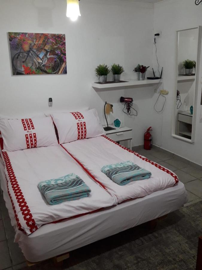 Kibbutz Hatzor A Room Close To Ashdod Hatzor Ashdod Exteriér fotografie